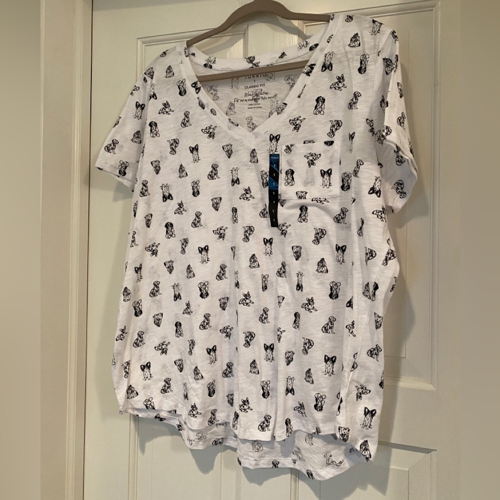 Torrid - Classic Fit black and white dogs t shirt